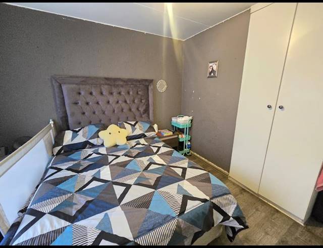 2 BEDROOM TOWNHOUSE FOR SALE IN WINCHESTER HILLS